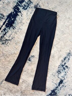 Size 2 lululemon black ribbed high waisted flare leggings